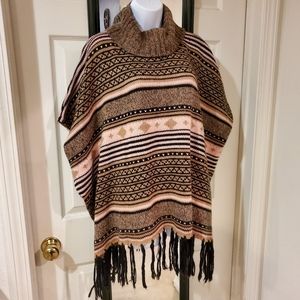 Sleeveless sweater poncho